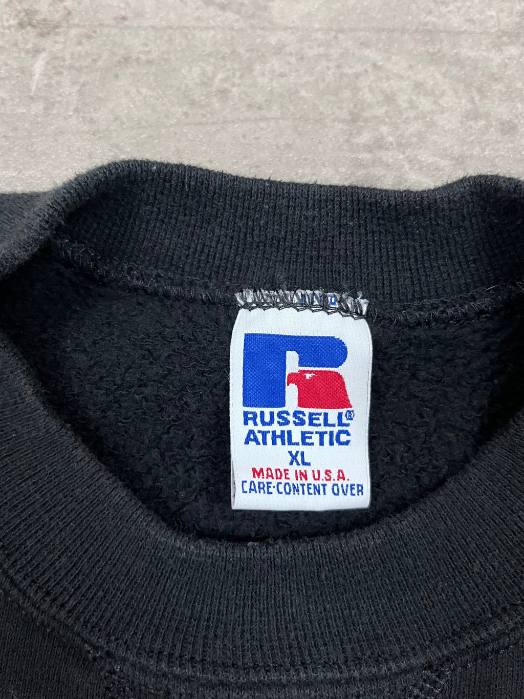 Vintage Russell Athletic Pullover IU 16