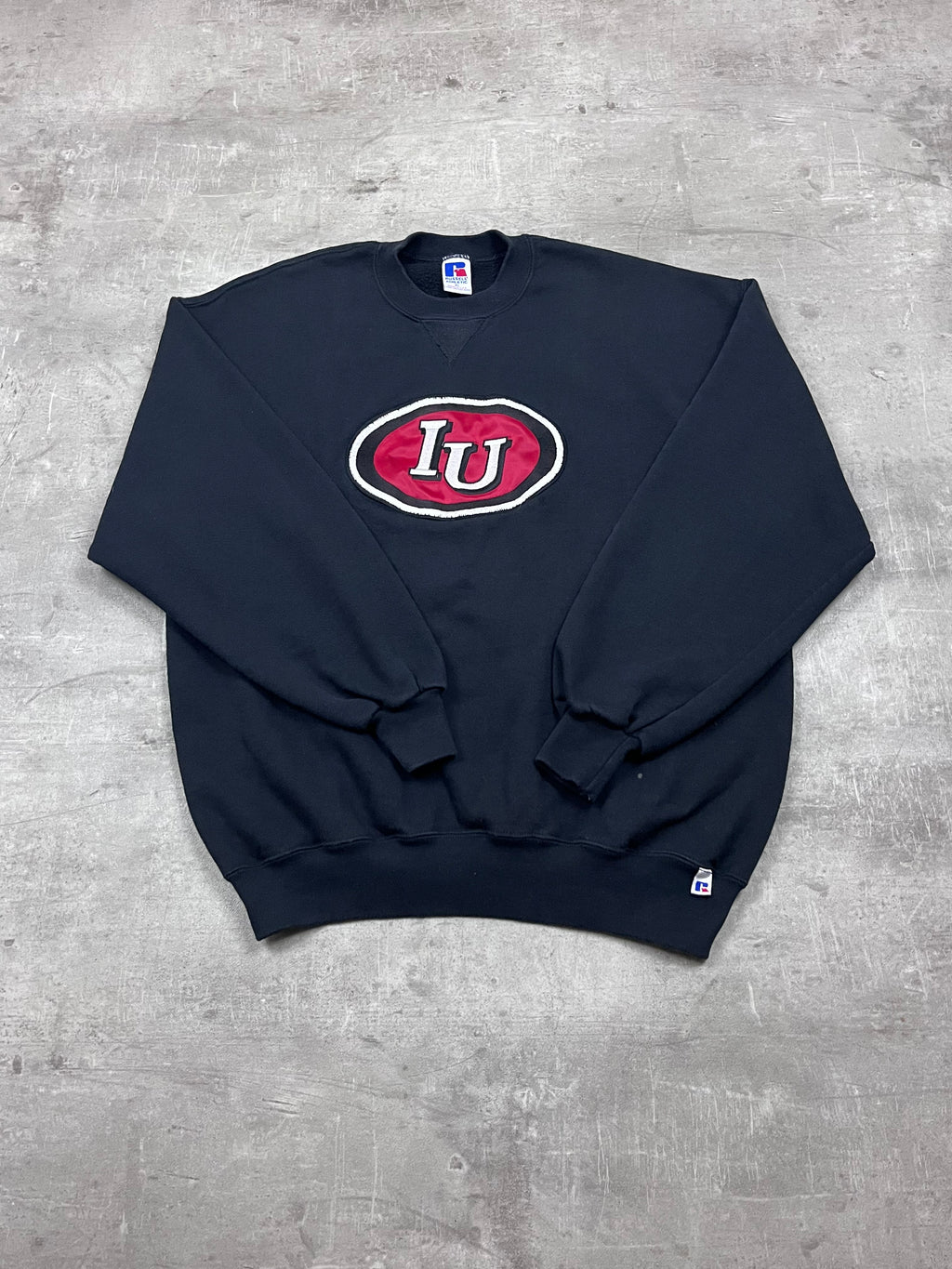 Vintage Russell Athletic Pullover IU 16