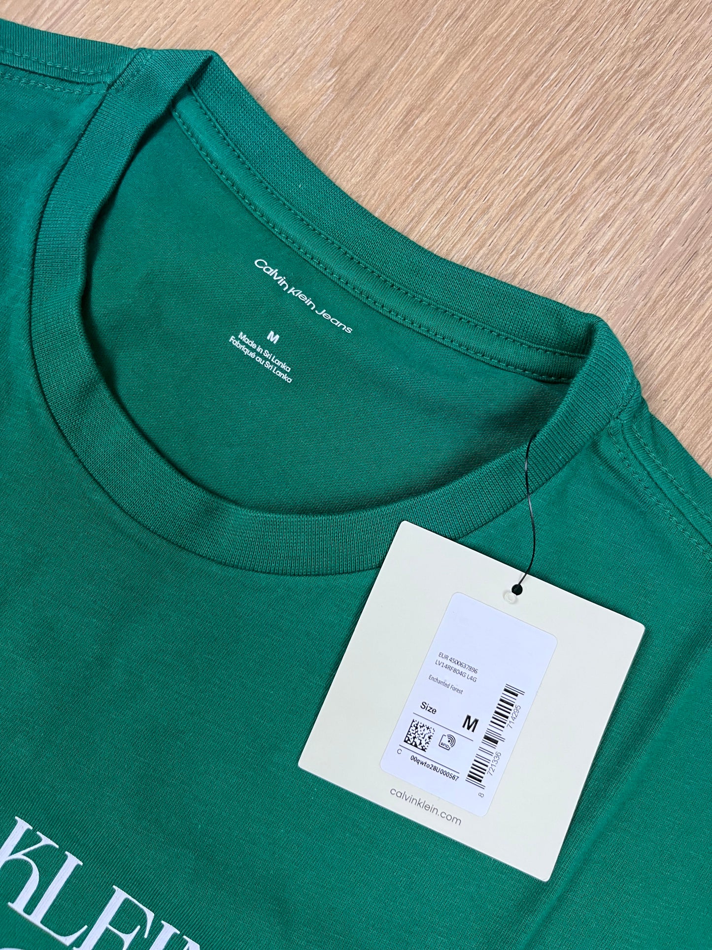 Calvin Klein Jeans Herren T-Shirt in Smaragdgrün (Größe M) – Heritage EST. 1968 Logo