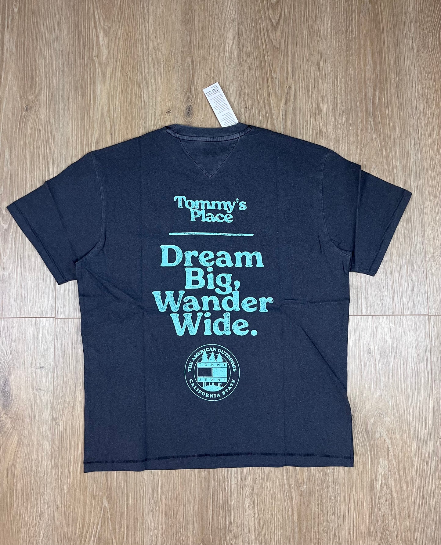 Tommy Jeans Herren T-Shirt in Washed Dunkelgrau (Größe M) – Nachhaltige Regenerative Baumwolle