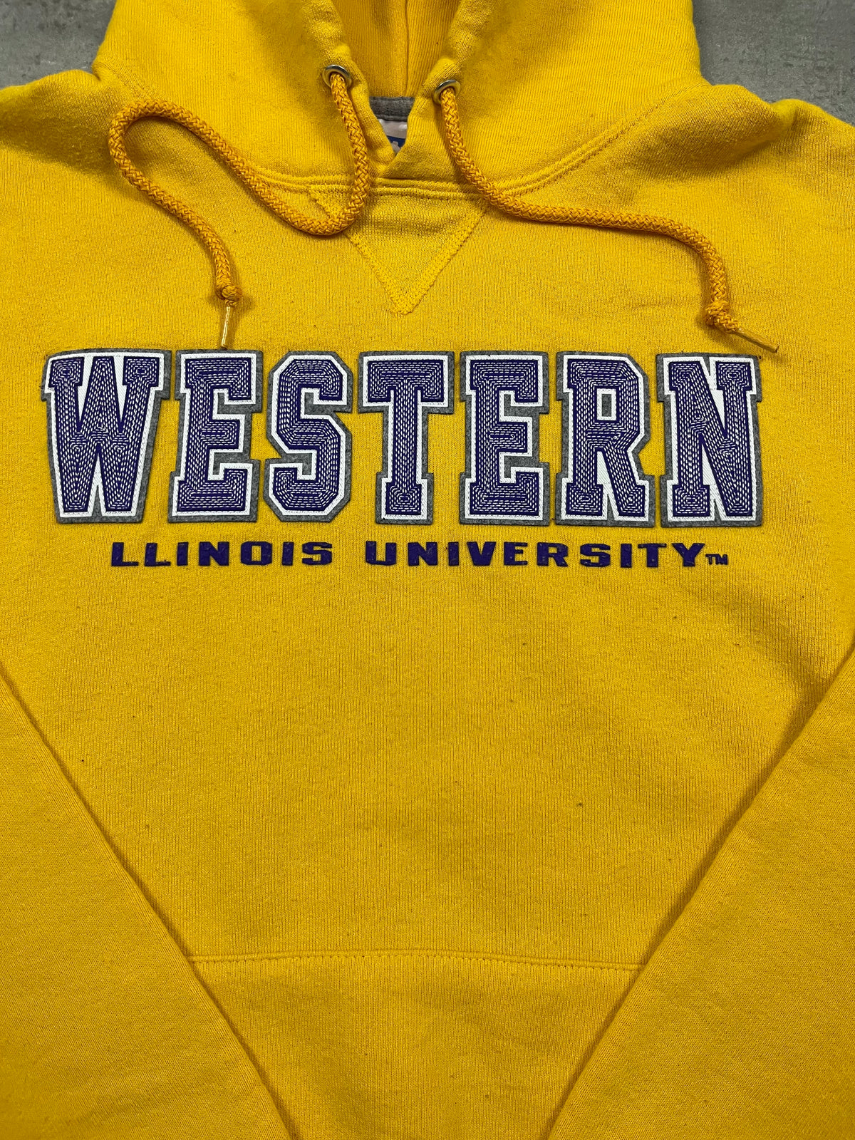 Vintage Russell Athletic Hoodie Western Illinois University Gelb 30