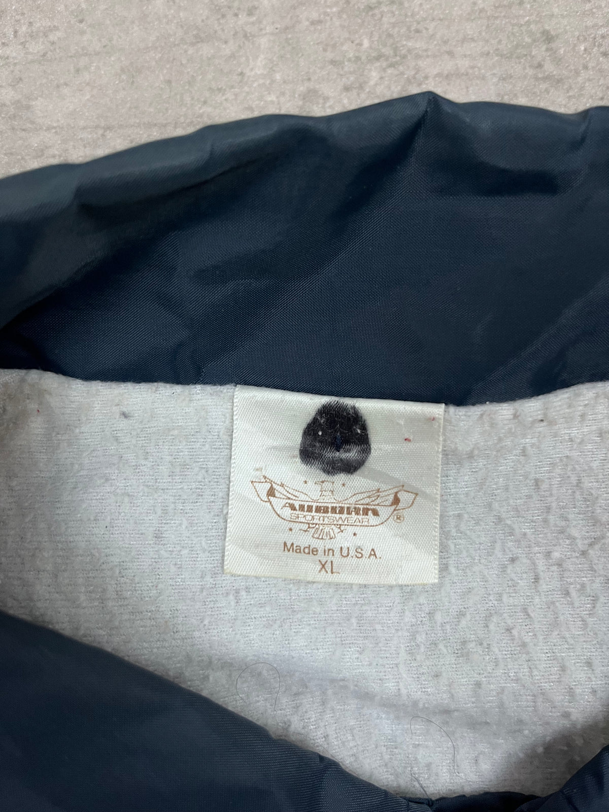 Vintage Auburn Sportswear Coachjacke Eveready Excellence Dunkelblau 1