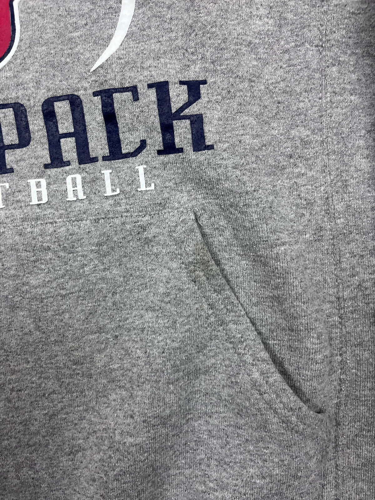 Vintage Russell Athletic Hoodie Wolfpack Basketball Grau 26
