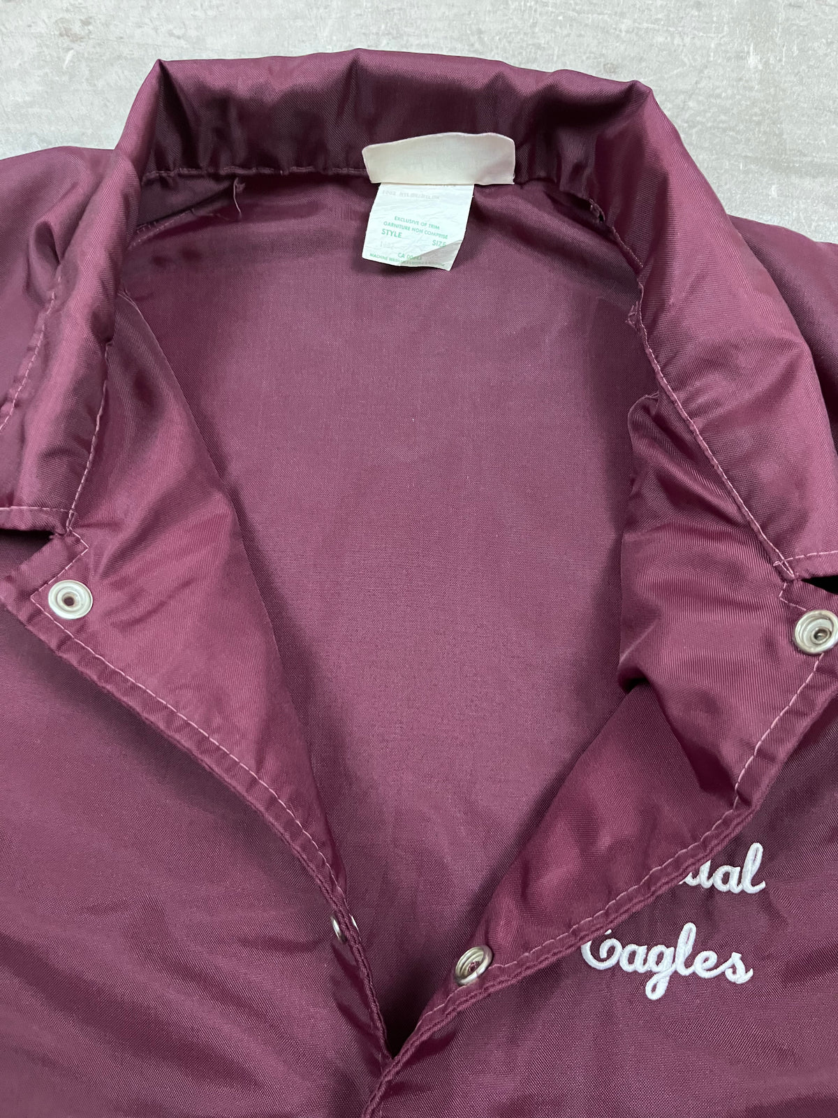 Vintage Canada Sportswear Coachjacke Kendal Eagles Bordeaux 1