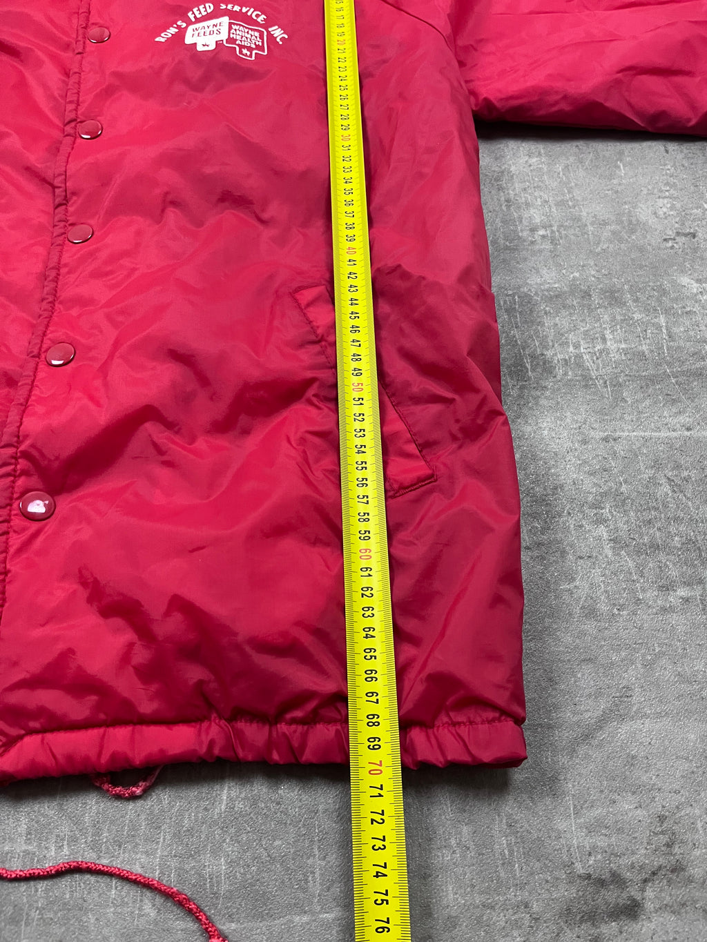 Vintage Wise Wear Coachjacke Ron’s Feed Service Rot 1